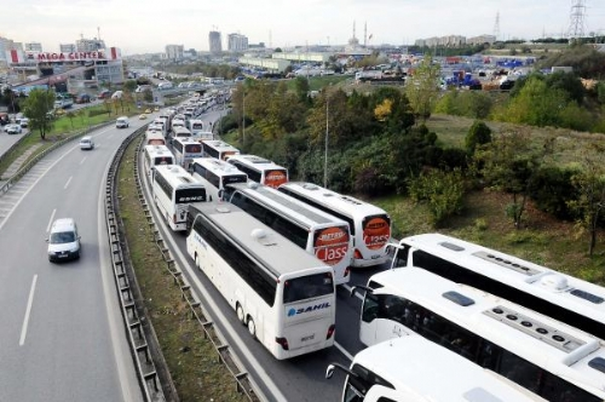 Esenler Otogarı\'nda Bayram Dönüşü Yoğunluğu