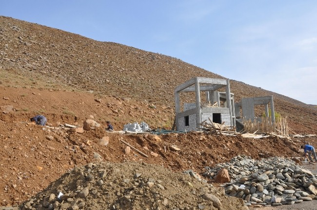 Kozma Dağı\'nda Sosyal Tesis İnşaatı