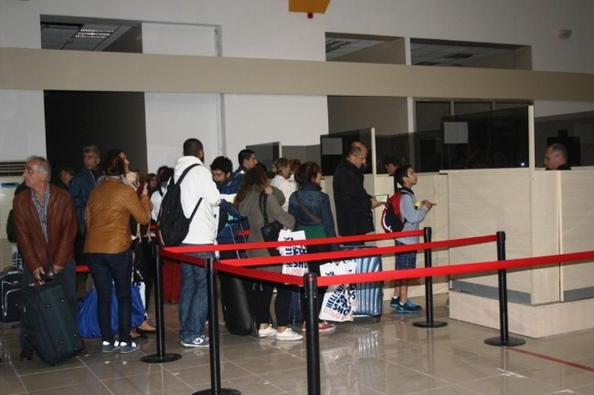 Kurban Bayramını Midilli Adası\'nda Geçiren Tatilciler Dönüş Yolunda