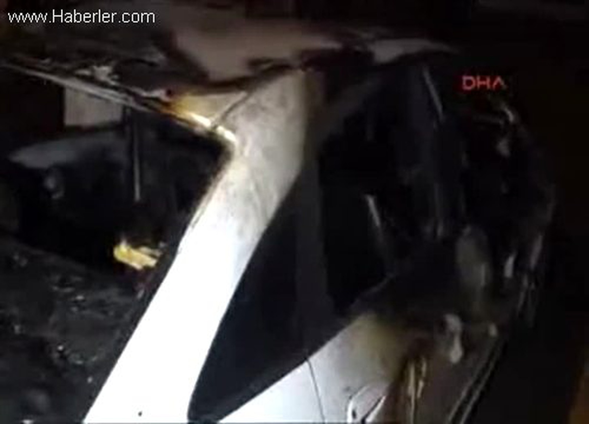 Şırnak\'ta Askere Ait Aracı Motolof ile Yaktılar