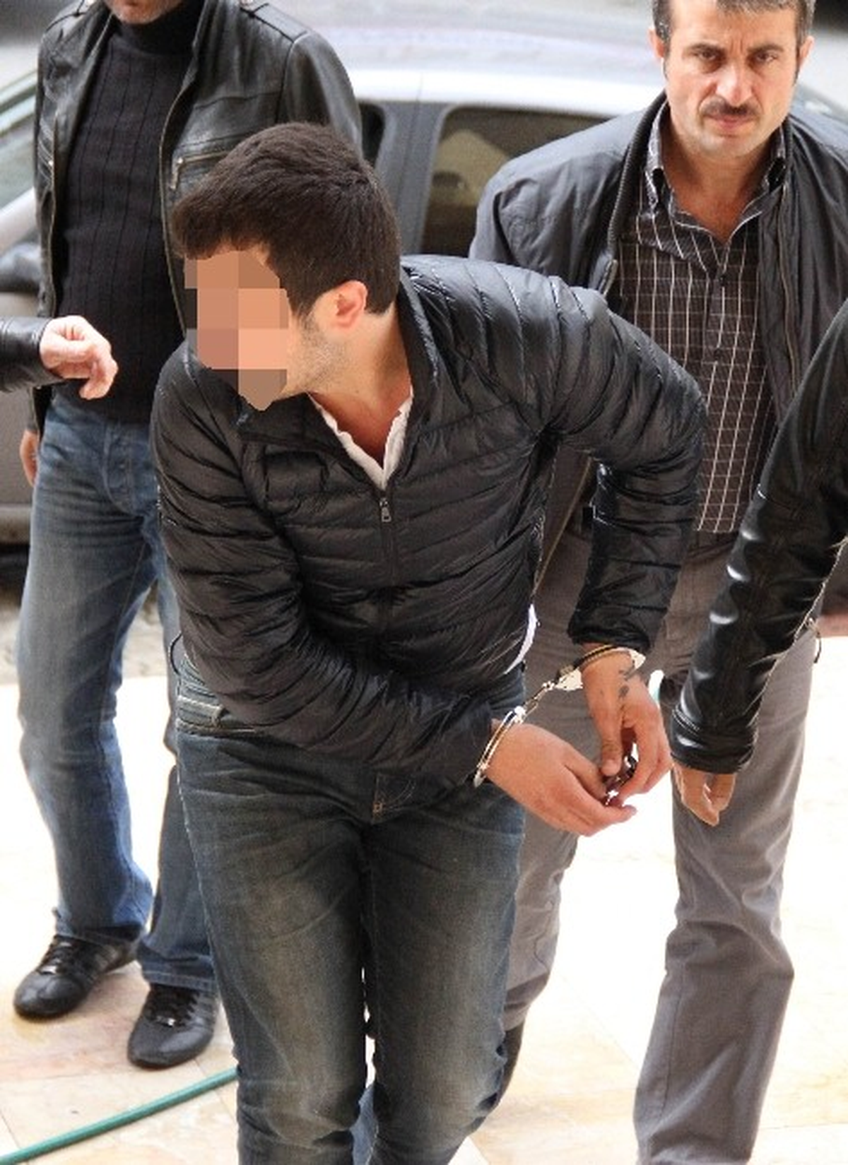 Tabancayla 1 Kişiyi Yaralayan Genç Yakalandı