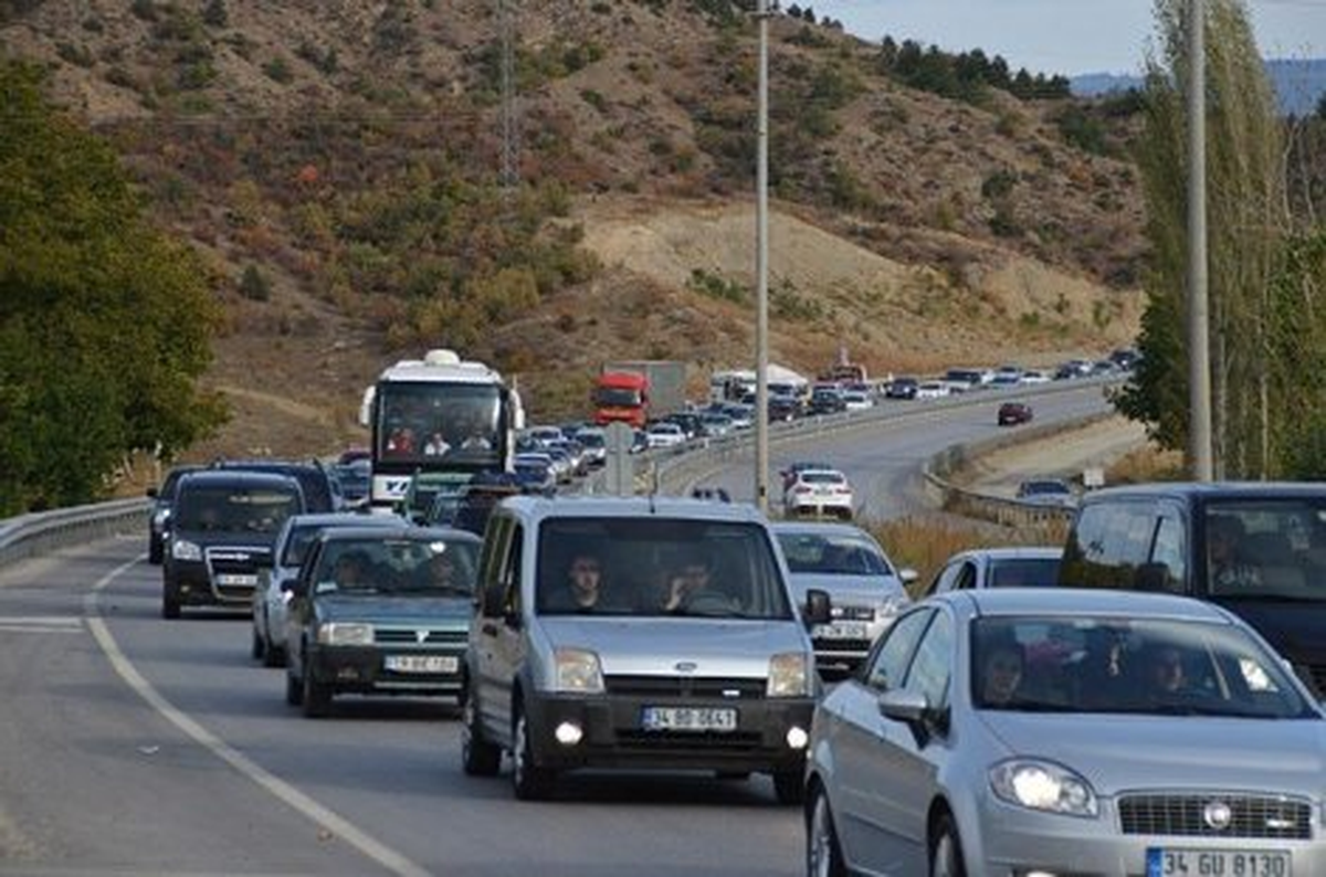 Tatilciler Dönüş Yolunda