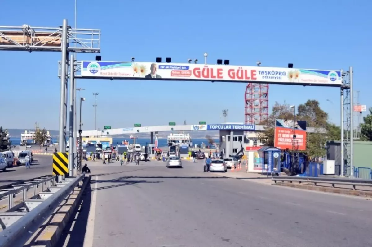 Topçular\'dan 2 Günde 63 Bin Araç Geçti