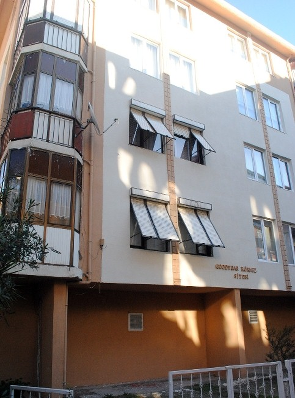 2 Aylık Bebeği Evde Tek Başına Bırakarak Tatile Gitti
