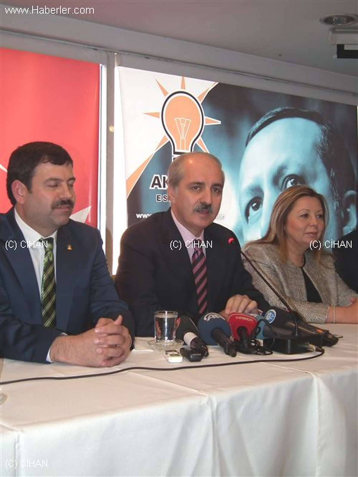 AK Parti Genel Başkan Yardımcısı Kurtulmuş, Eskişehir\'de Açıklaması