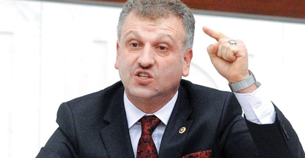 AK Partili Oktay Saral: Nihat Doğan Kendine Yumruk Atsın