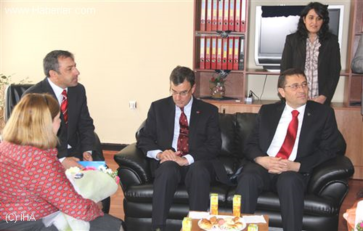 Avustralya Elçisi Bölgeye Gezine Geliyor
