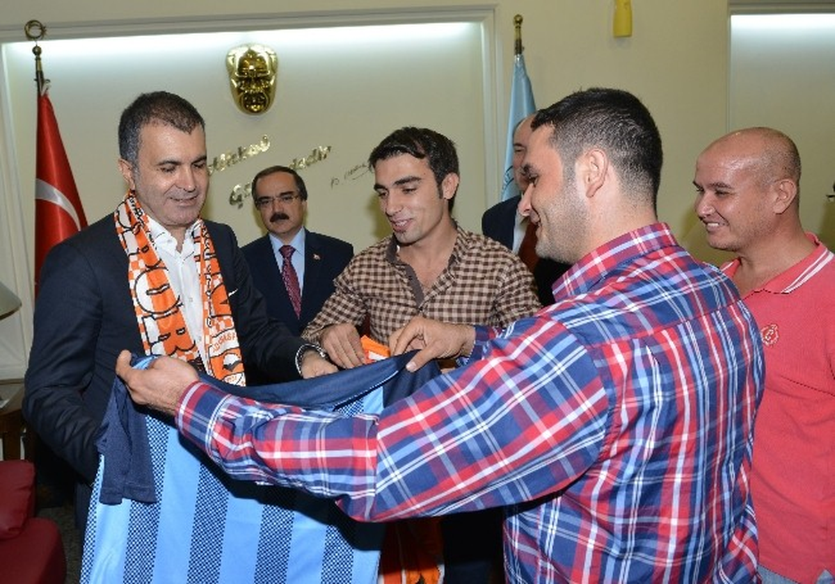 Bakan Çelik\'e "Formalı" Teşekkür