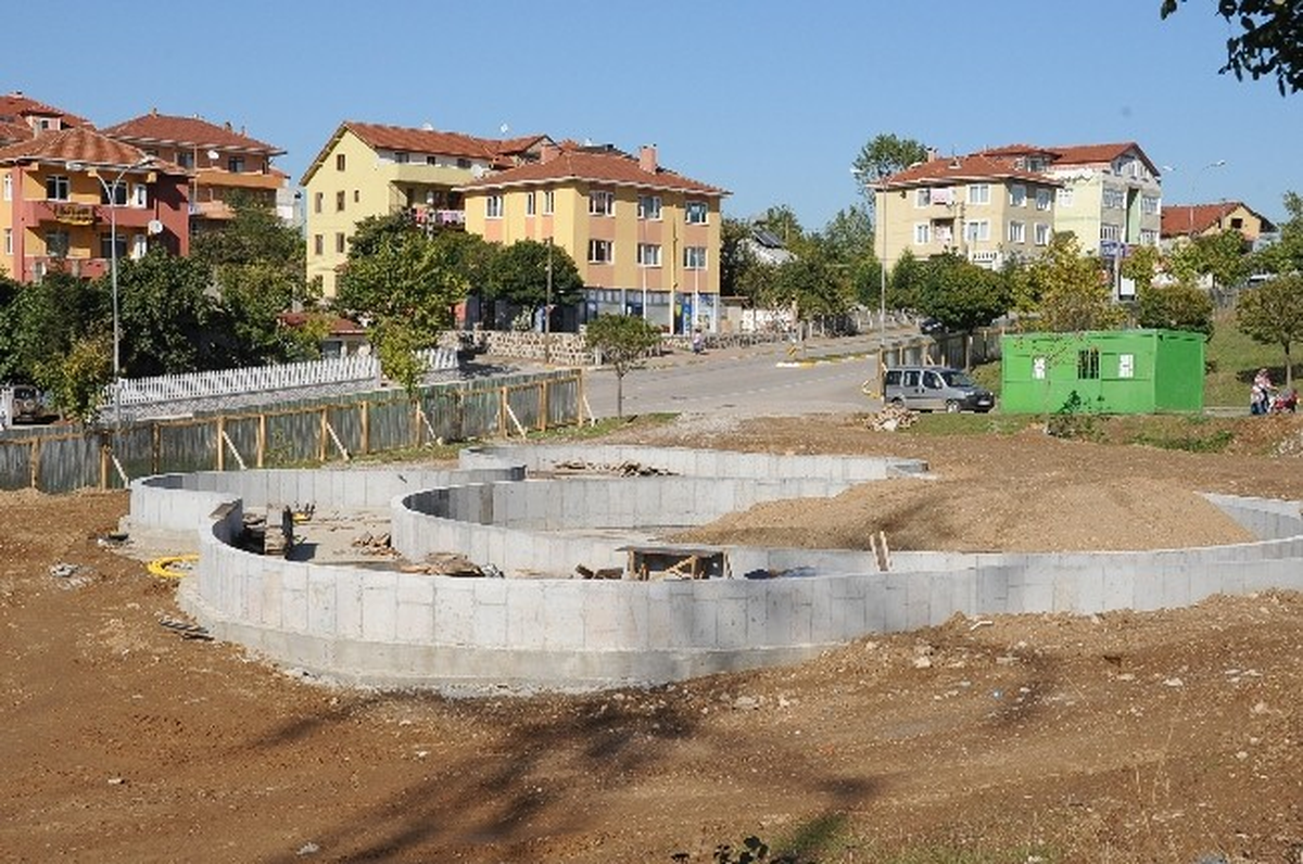 Başiskele Serdar Mahallesi\'nde İki Önemli Çalışma