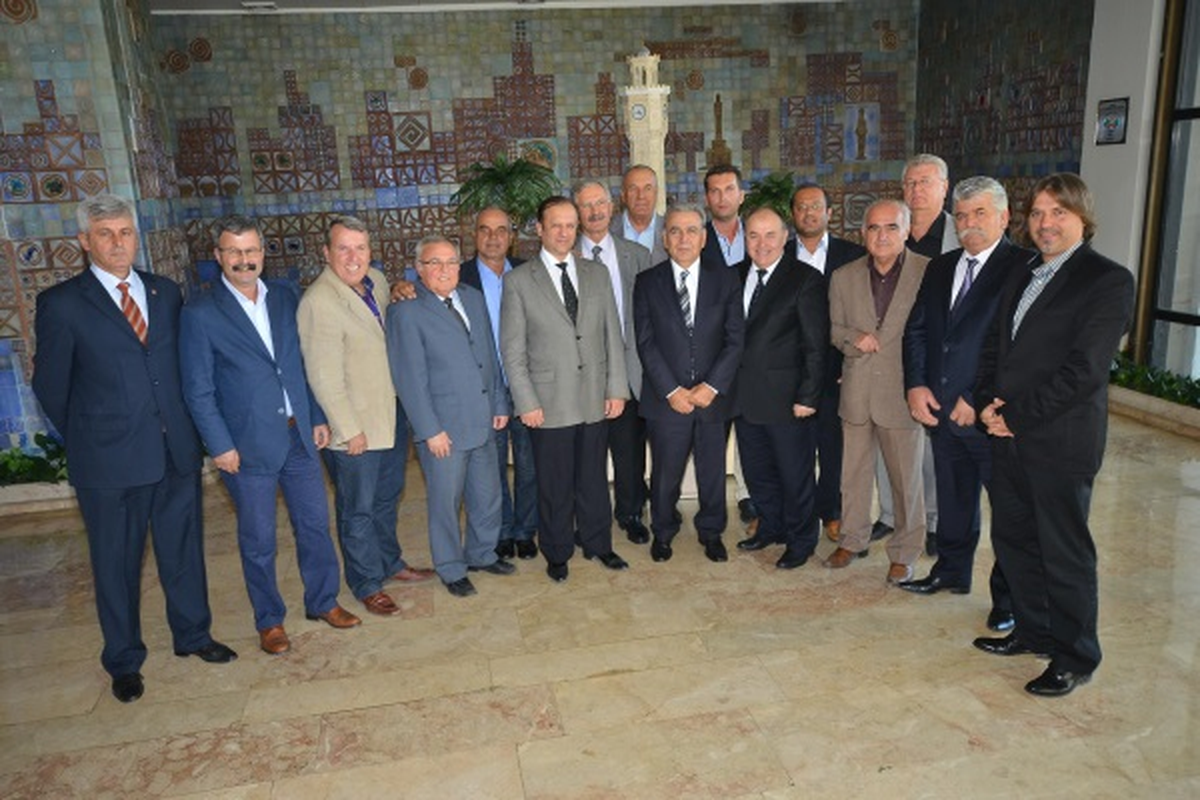 Büyük İzmir Balkan Platformu Başkan Kocaoğlunu Ziyaret Etti