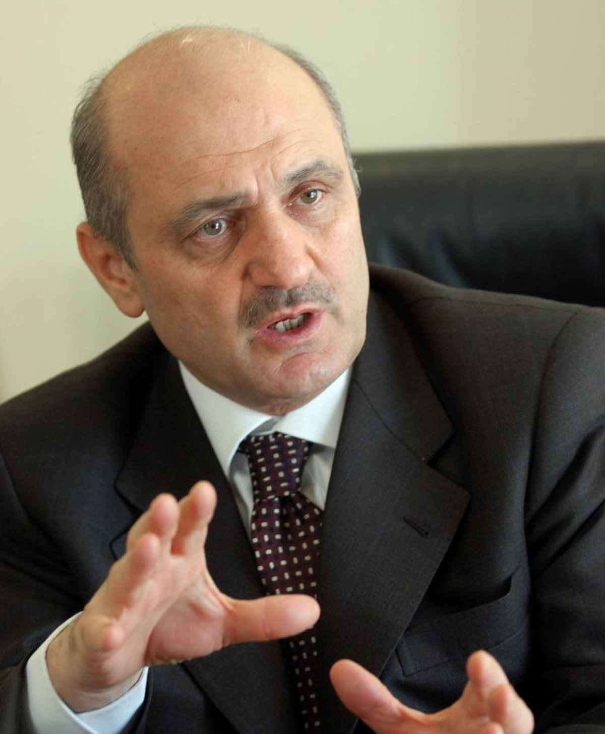 Çevre ve Şehircilik Bakanı Bayraktar: "Doğru Strateji Benimseyen Şehirler Marka Olur"