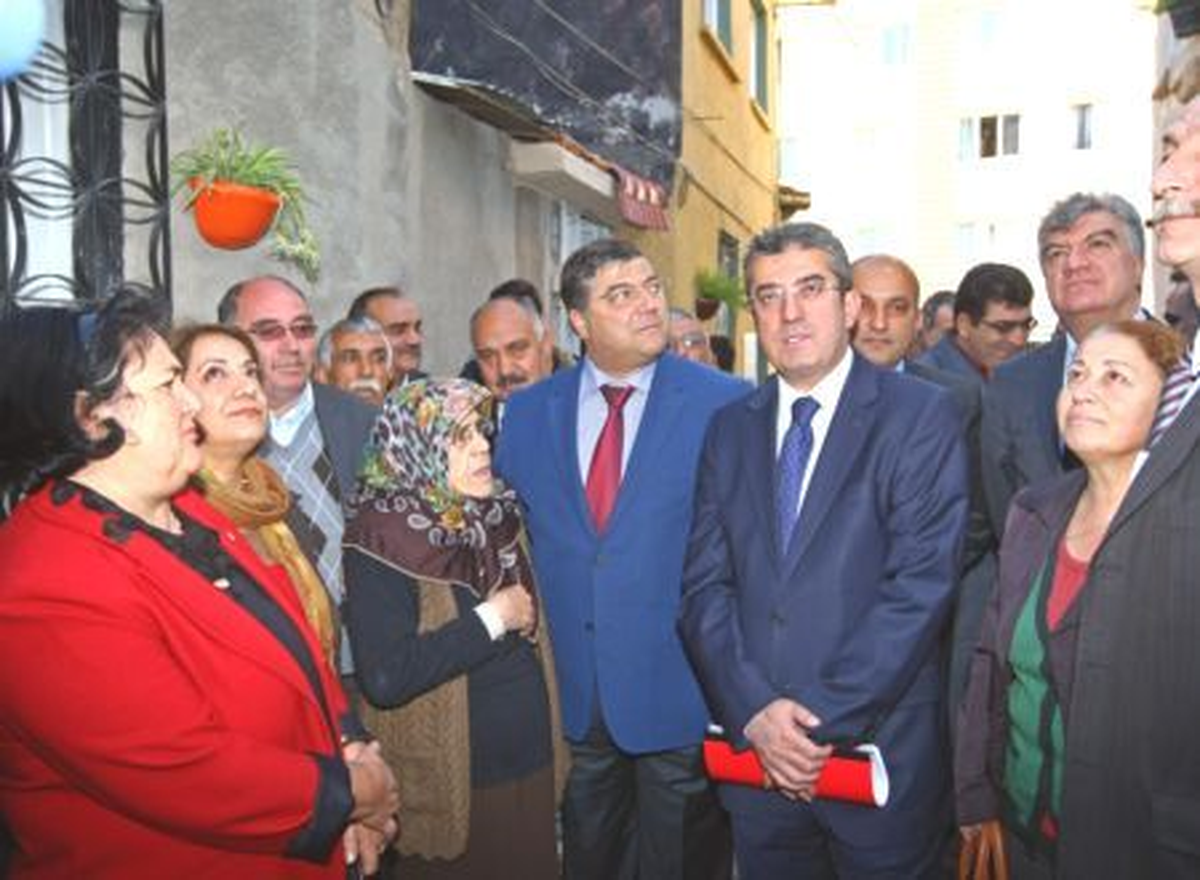 CHP Genel Başkan Yardımcısı Günaydın İzmir\'de