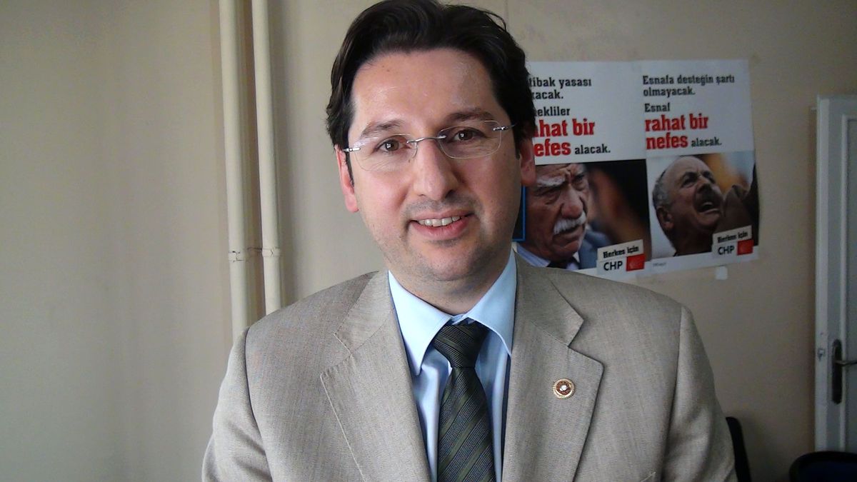 Chp\'li Erdemir\'den Başbakan\'a AB Çağrısı."Gelin Türkiye Olarak Avrupa Birliğine Doğru Üç Adım...