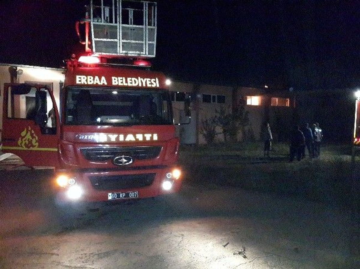 Erbaa\'da Çorap Fabrikasında Yangın