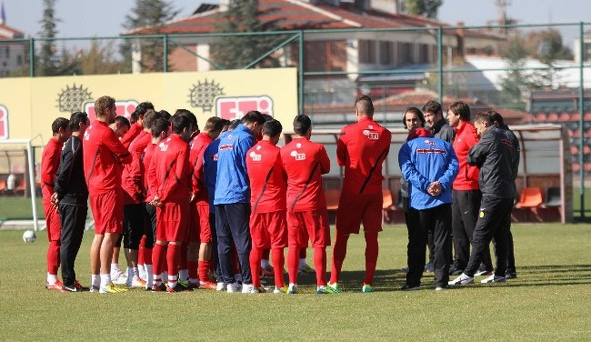 Eskişehirspor, Çaykur Rizespor Maçı Hazırlıklarına Başladı