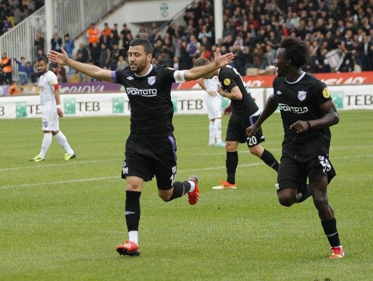 Futbol: PTT 1. Lig\'de Görünüm