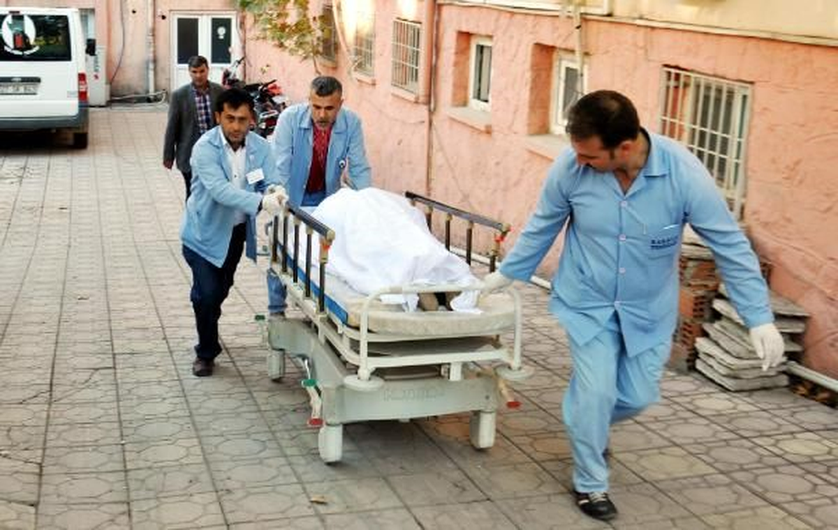 Gaziantep\'te Motosiklet Devrildi: 1 Ölü