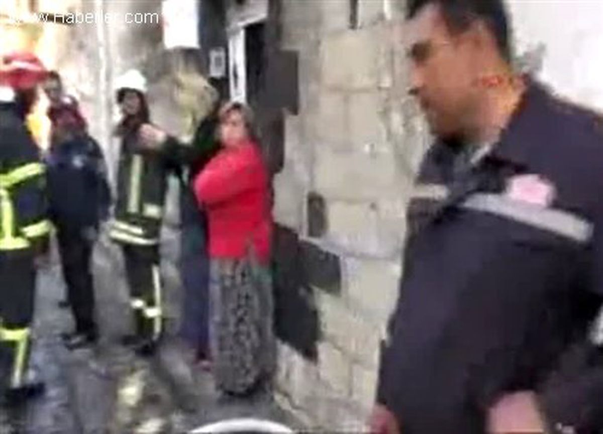 Gaziantep\'te Yanan Ev Kullanılamaz Hale Geldi