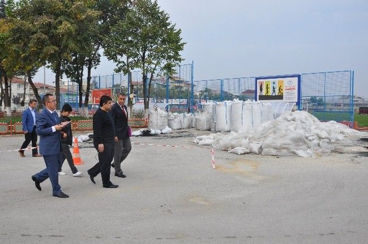 Gençlik ve Spor Bakan Yardımcısı Yılmaz Düzce\'de