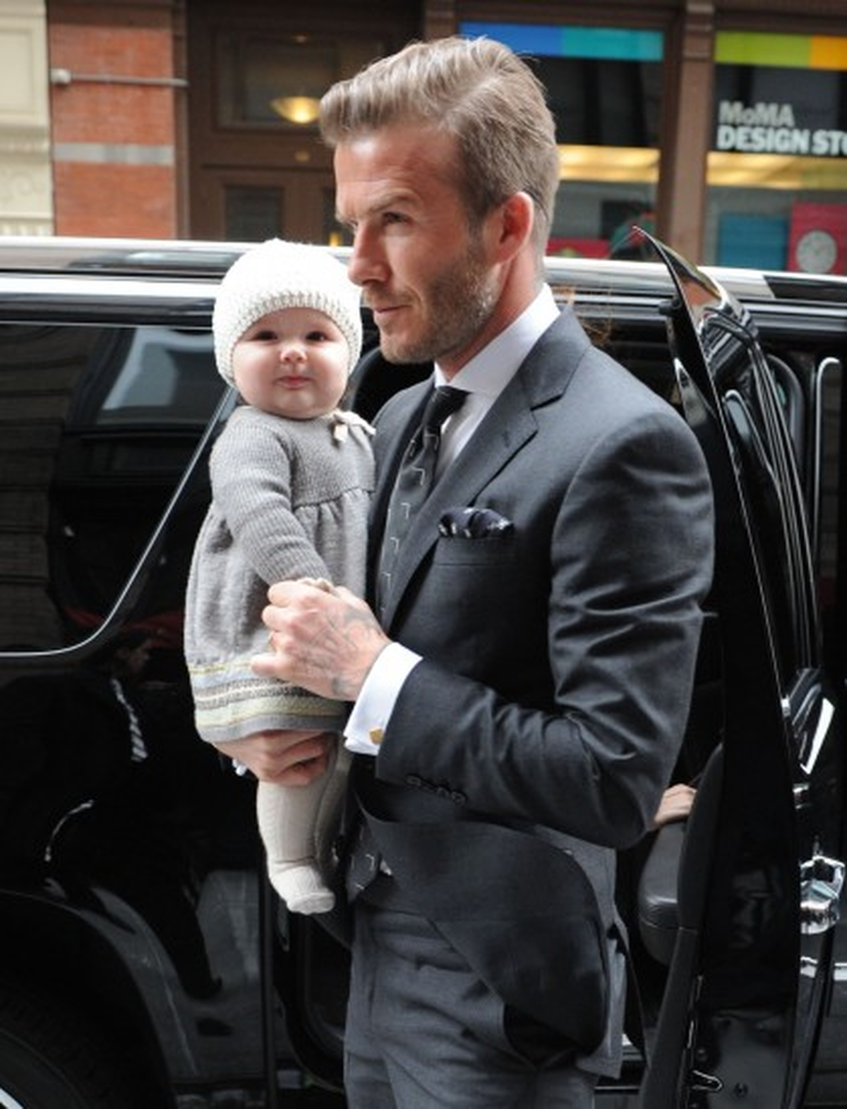 David Beckham Harper\'dan Ayrılmıyor