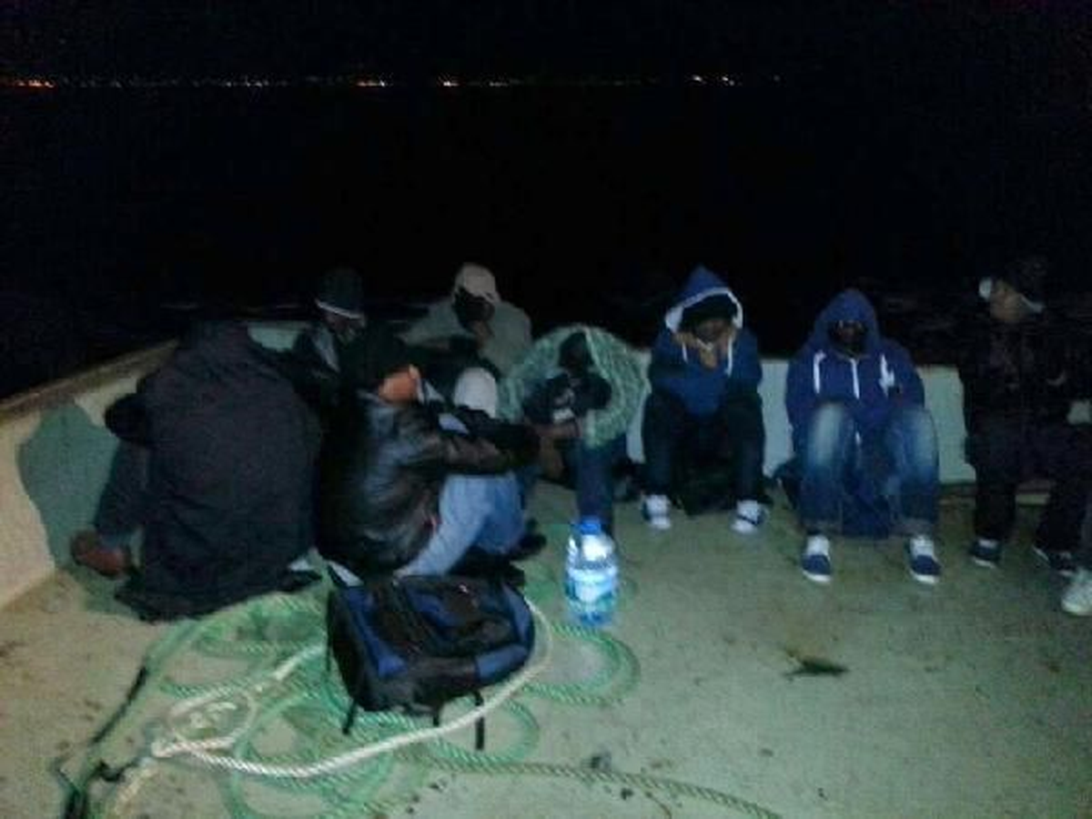 İzmir\'de 37 Kaçak Yakalandı