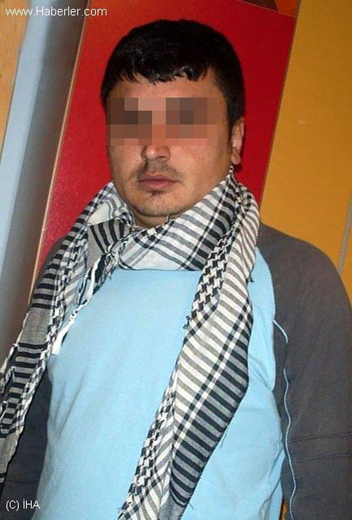 Kasabanın Orta Yerinde Av Tüfeği ile Dehşet Saçtı