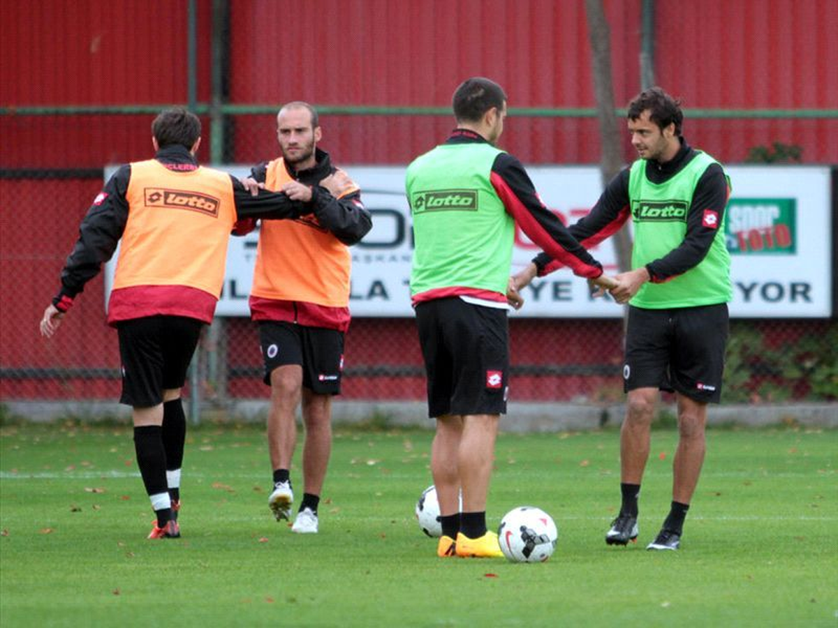 Kasımpaşa, Trabzonspor Maçı Hazırlıklarına Başladı