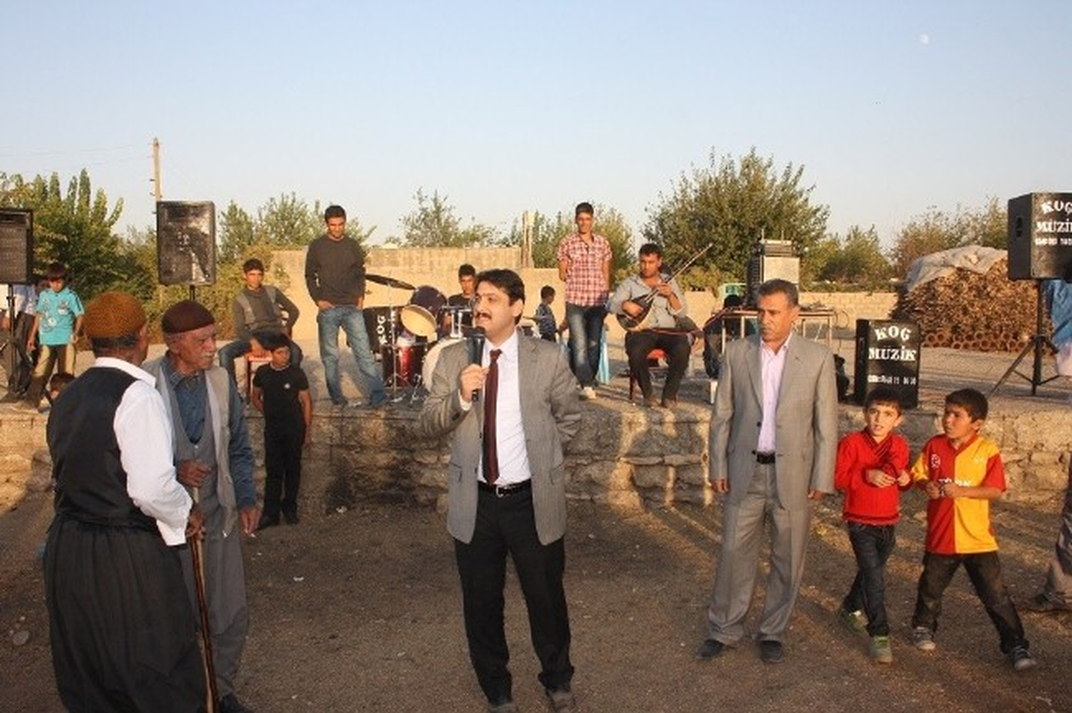 Kaymakam Kattaş, Döğer Köyünde Düğüne Katıldı