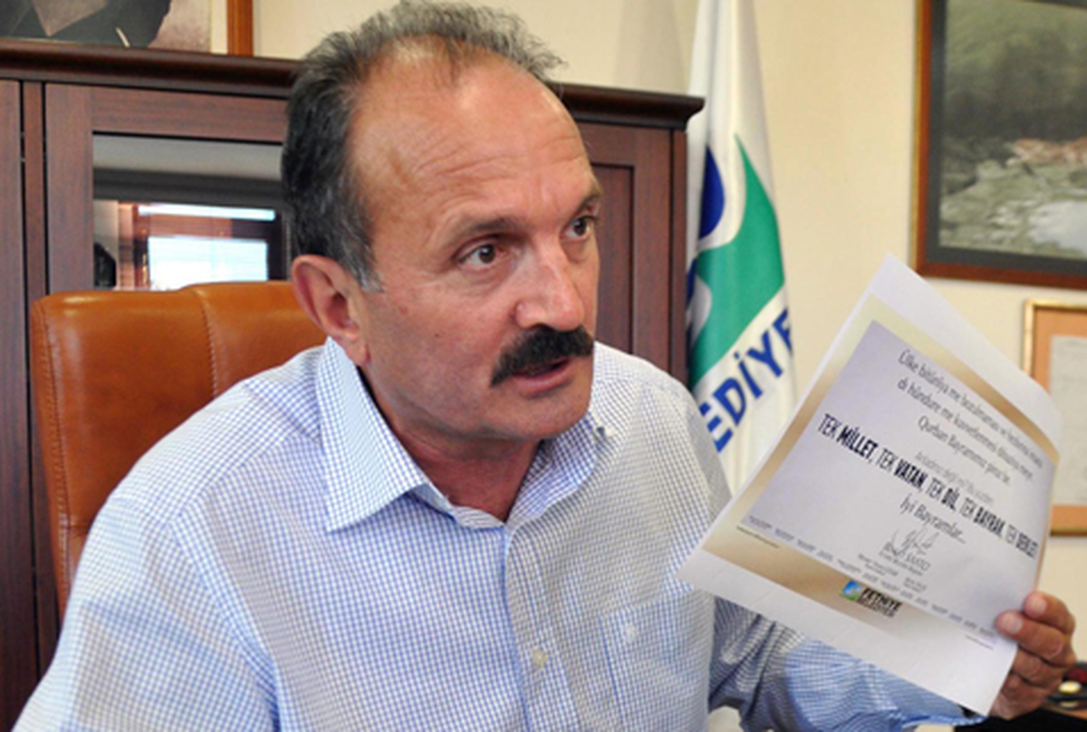 MHP\'li Belediye Başkanı Behçet Saatcı İstifa Etti