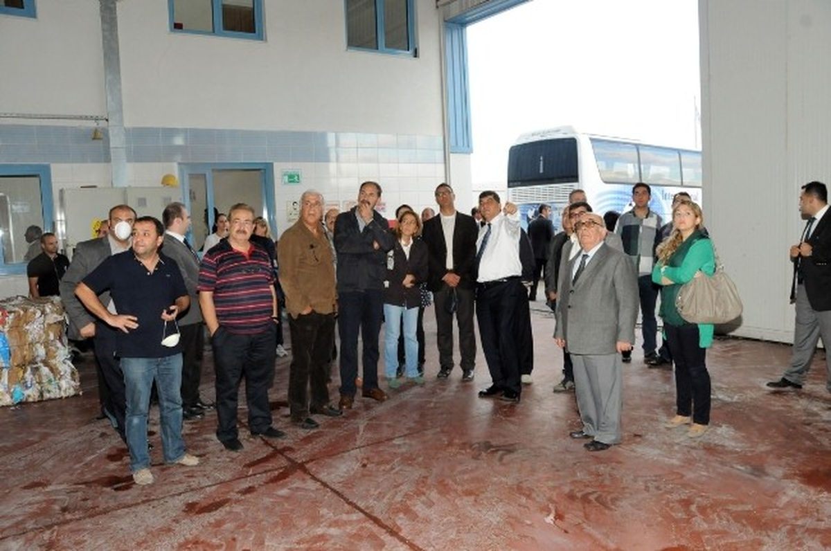 Mimarlar Odası Üyeleri Şehitkamil Belediyesi\'nin Hizmetlerini Gezdi