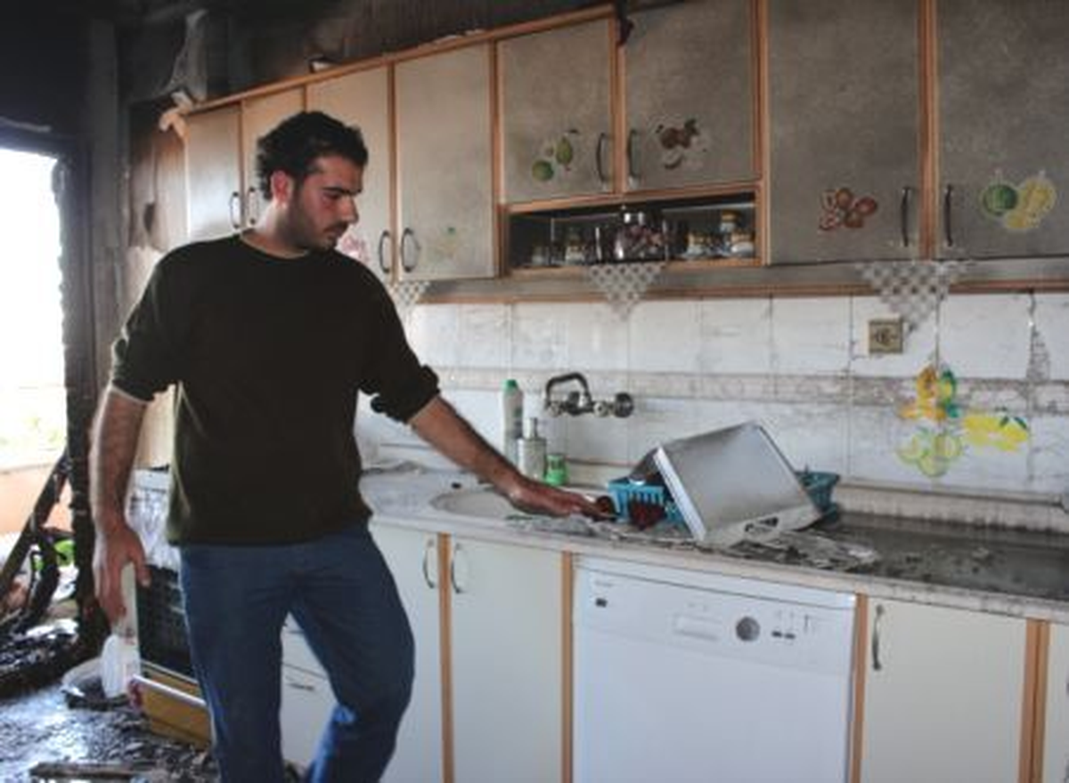 Otlar Tutuştu, Binanın 3 ve 5. Kattaki Evler Yandı