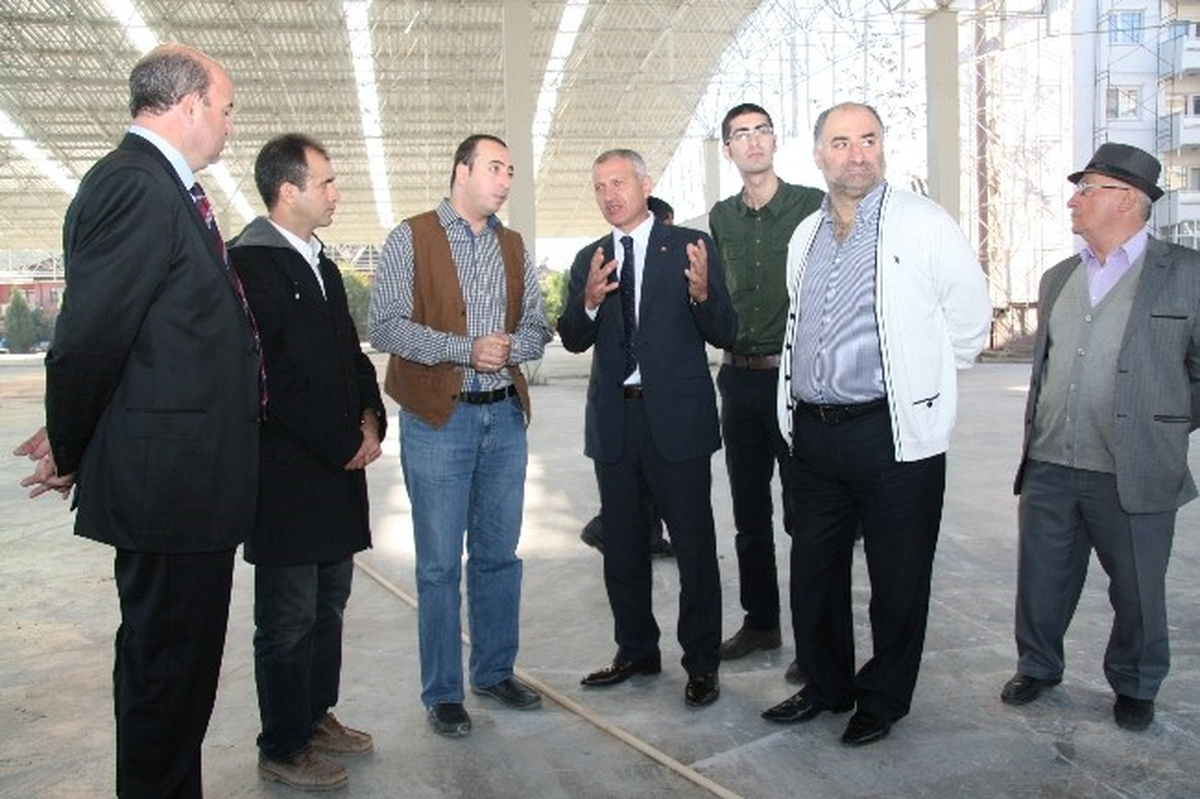 Ozanlar Semt Pazarı 15 Kasım\'da Hizmete Giriyor