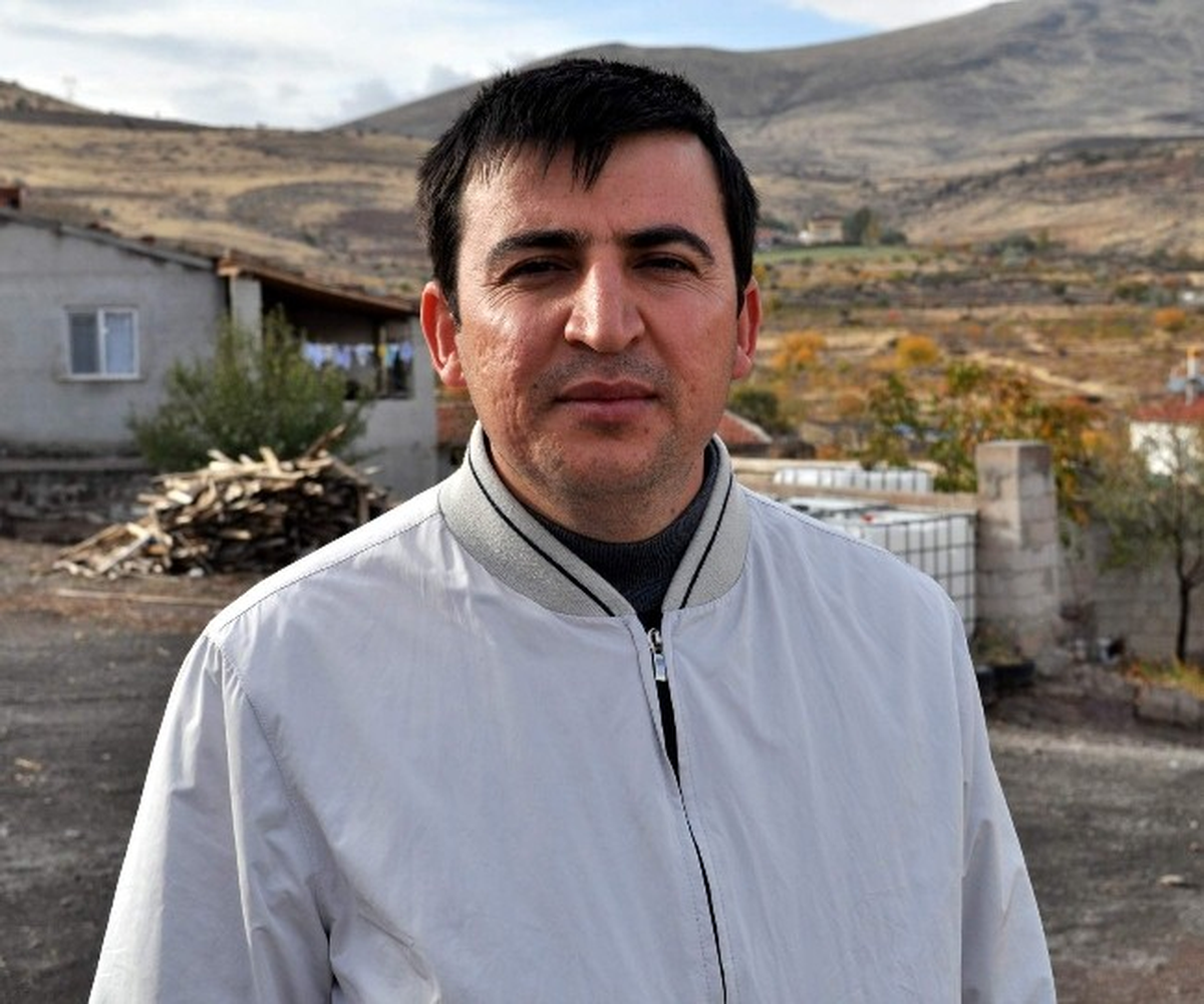 (Özel Haber) Köyü Pireler Bastı