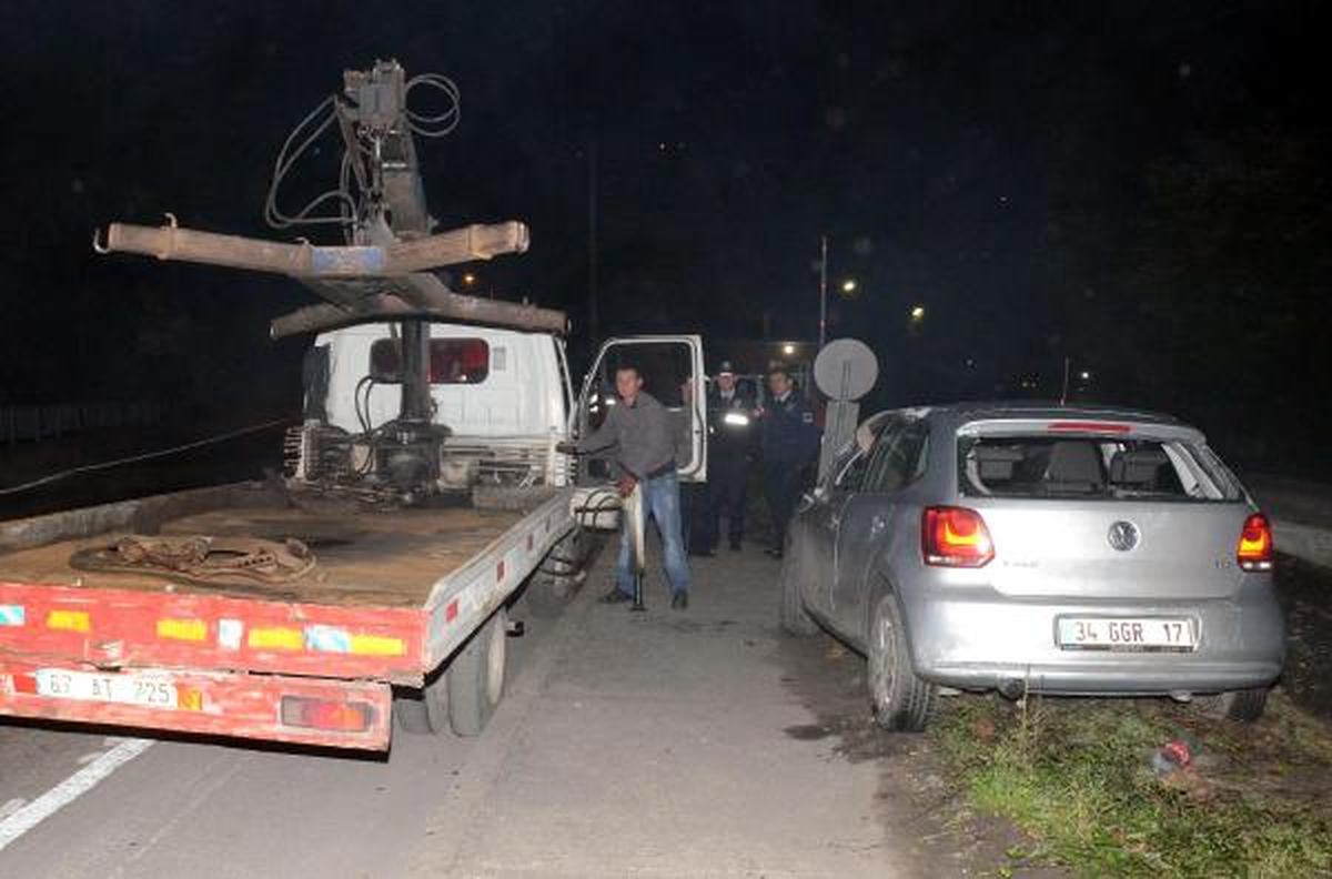 Polisten Kaçarken Kaza Yapınca Yakalandılar