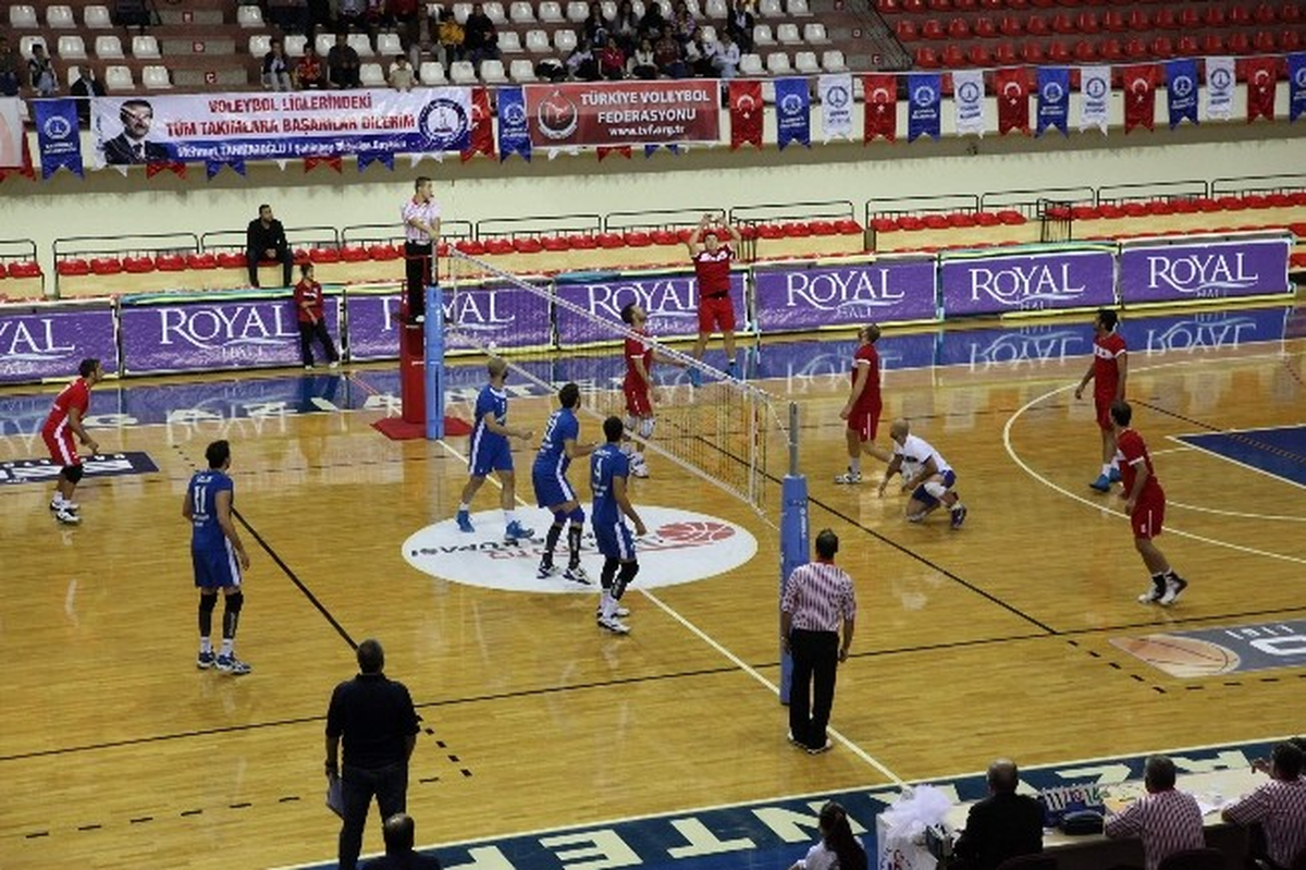 Şahinbey Voleybol Takımında Hedef Şampiyonluk