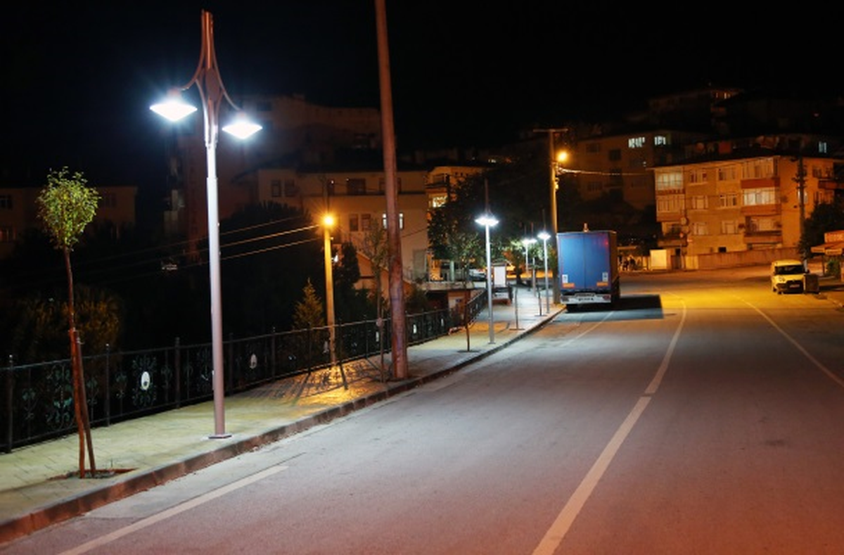 Sapanca Göl Mahallesi Sokakları Aydınlandı