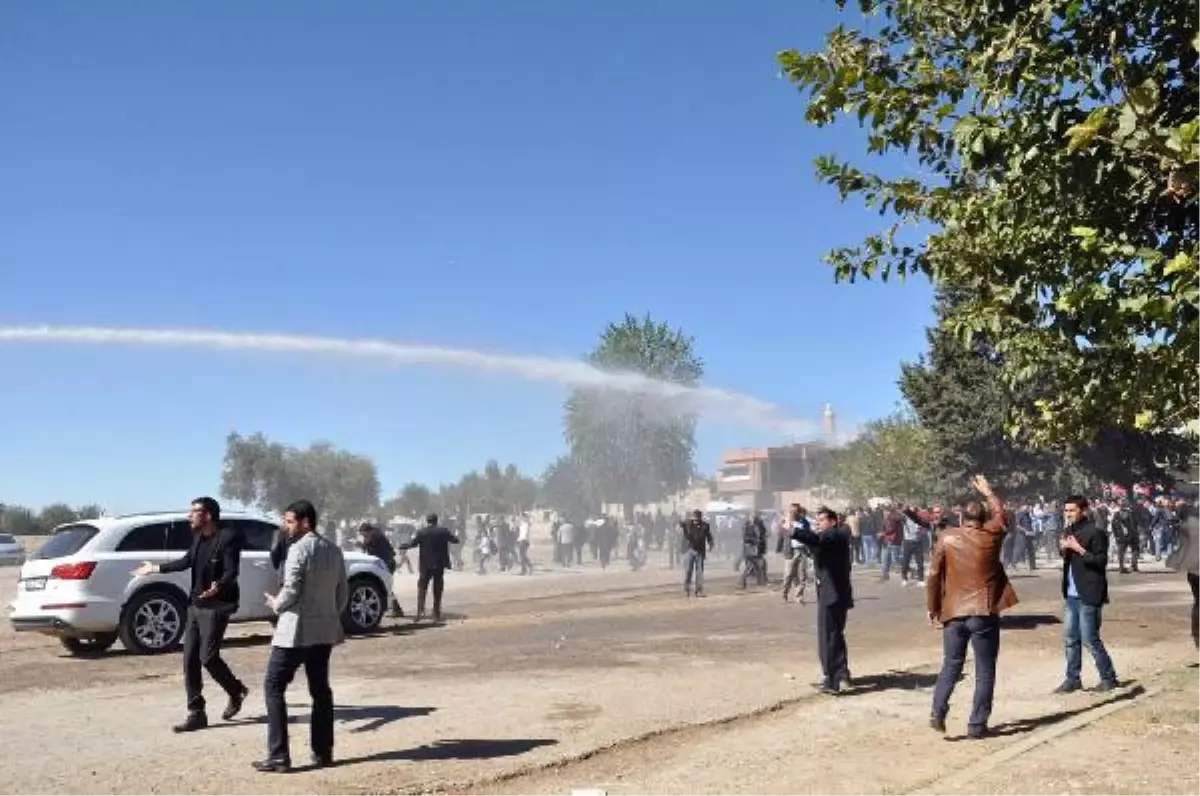 Suriye\'den Nusaybin\'e Getirilen Cenazede Olaylar Çıktı