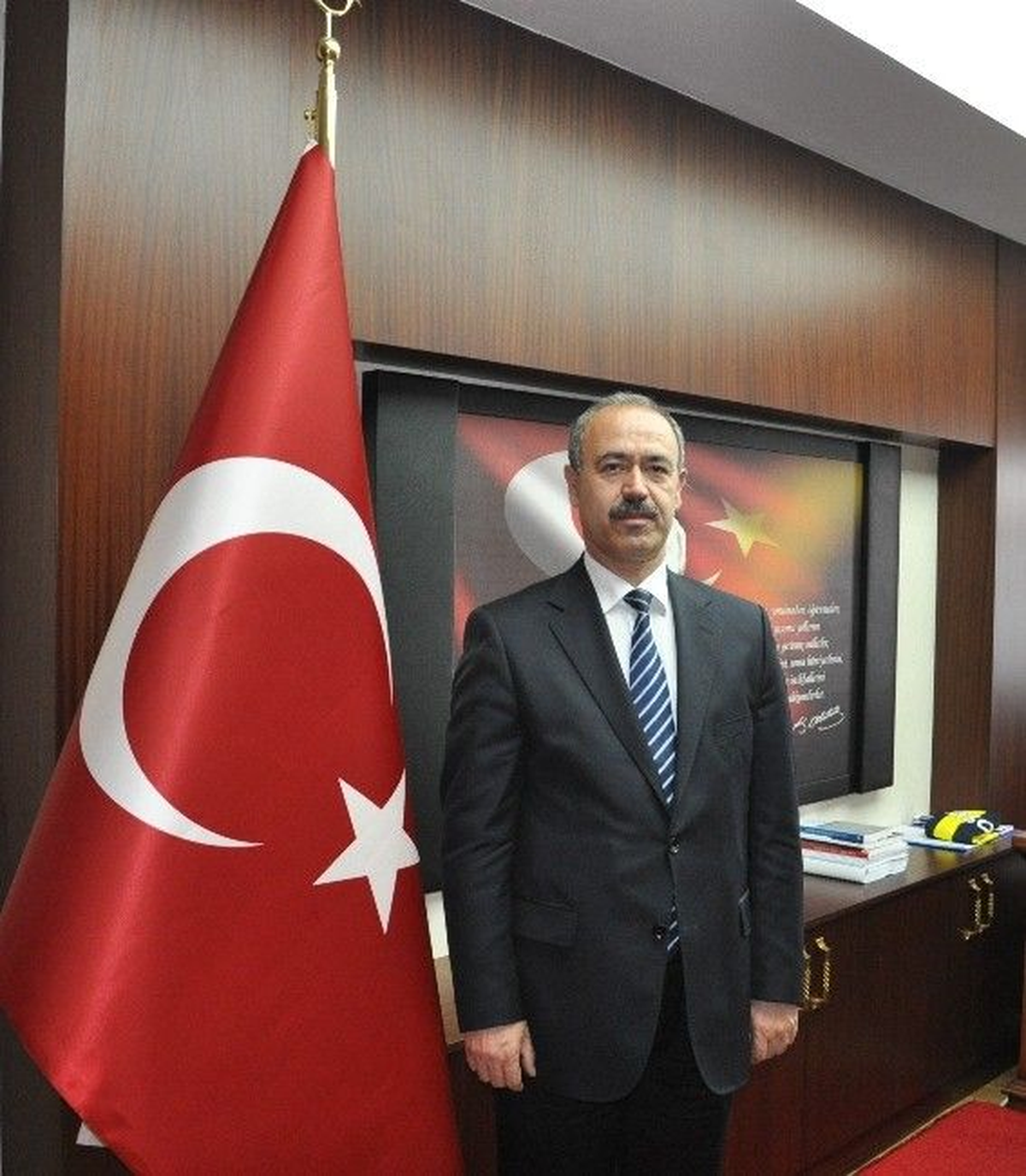 Vali Büyükersoy, Hasköy Spor Salonunu İnceledi