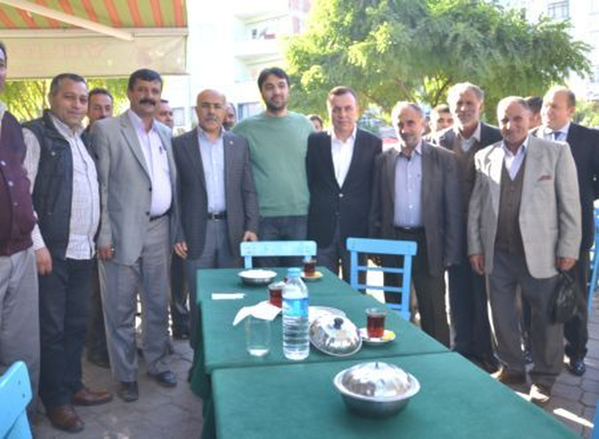 Vali Pek, Muhtarların Sorunlarını Dinledi