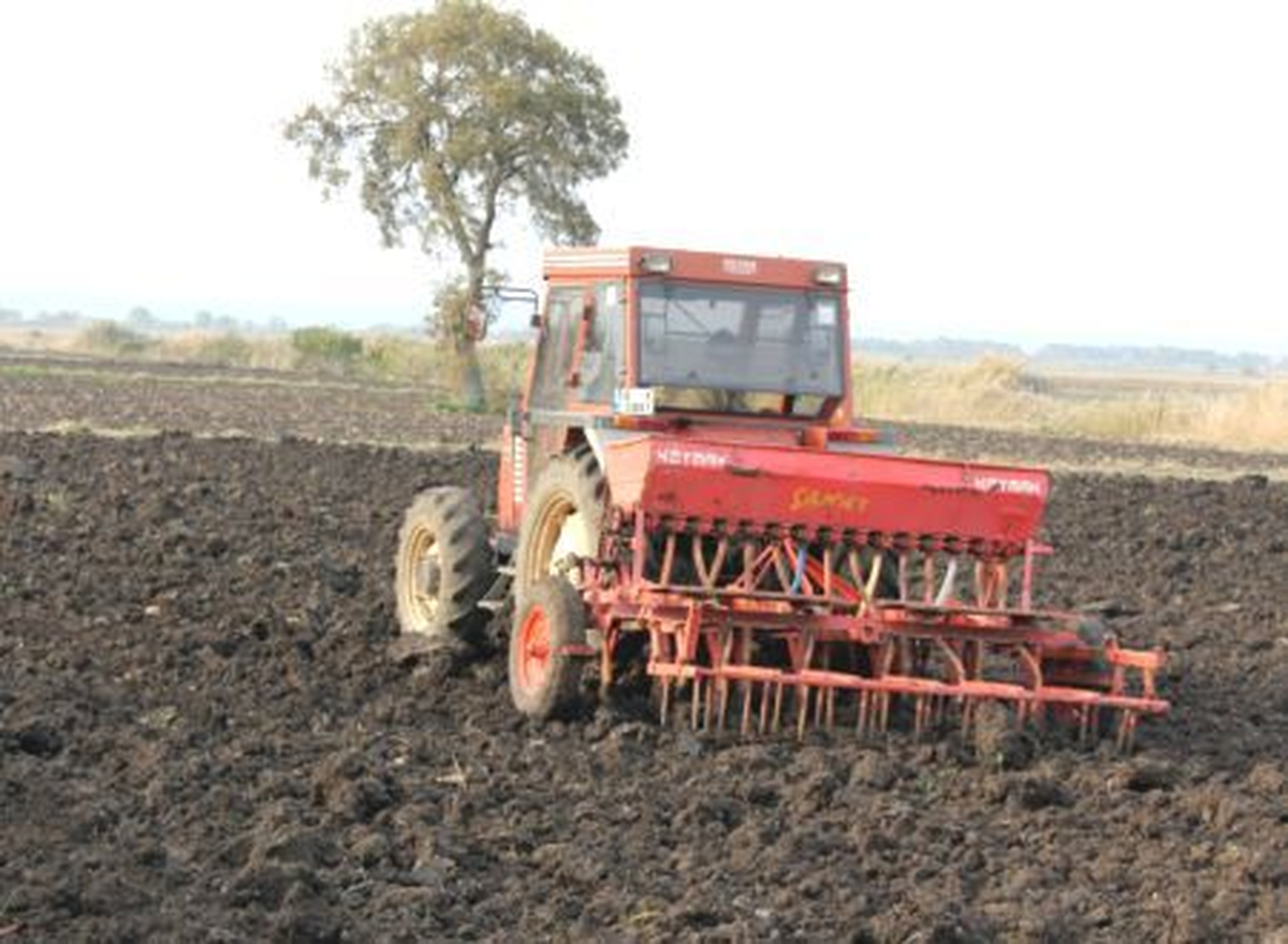 Yozgat\'ta Çiftciler Buğday Ekimine Başladı