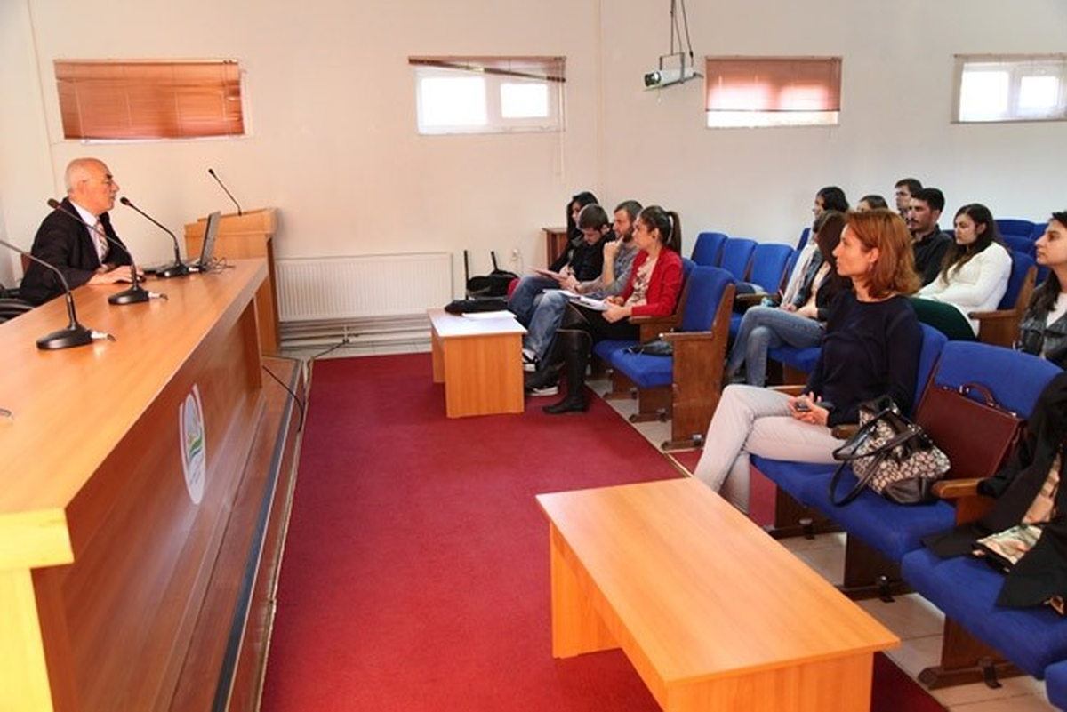 Ziraat Fakültesi Öğrencilerinden Tarım Müdürlüğüne Ziyaret