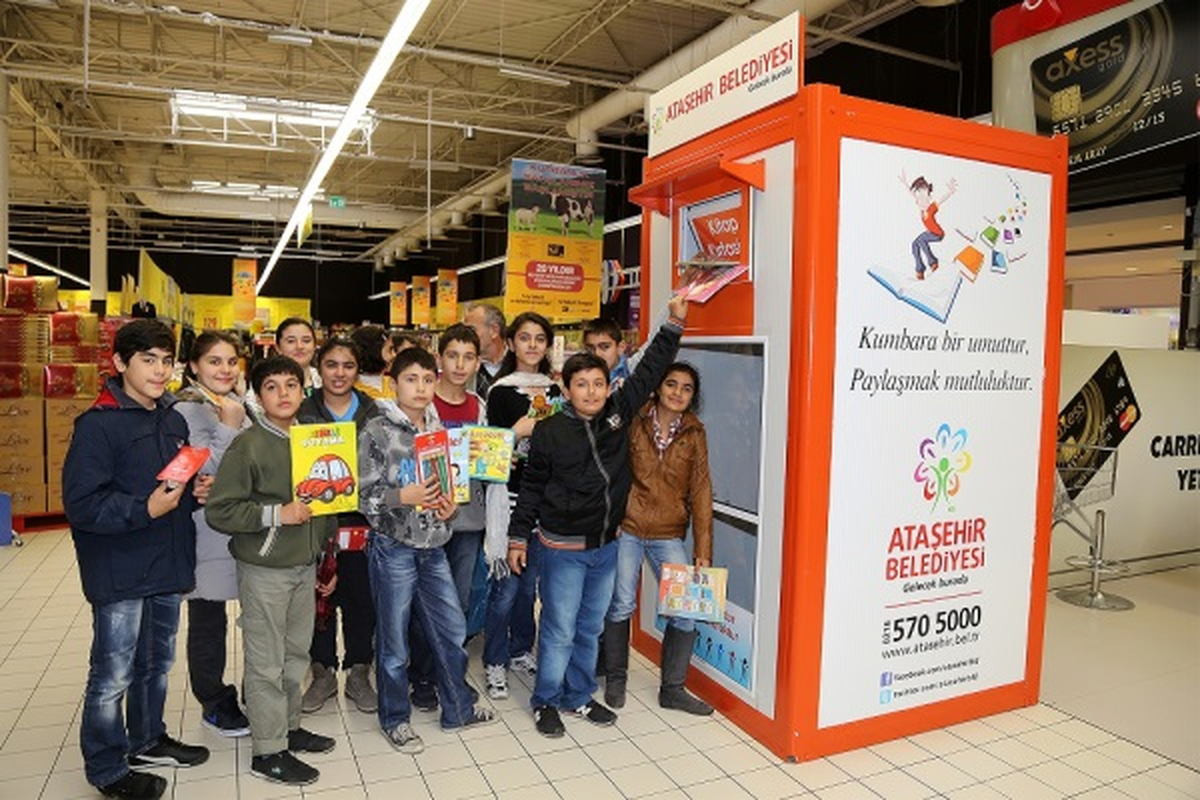 Ataşehir Belediyesi, \'Sosyal Kumbara Projesi\'ni Başlattı