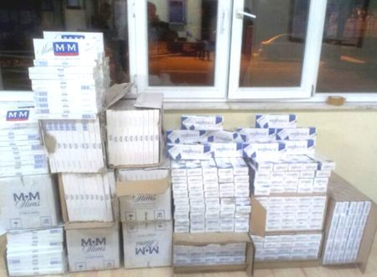 Bandırma\'da 2 Bin 600 Paket Kaçak Sigara Ele Geçirildi