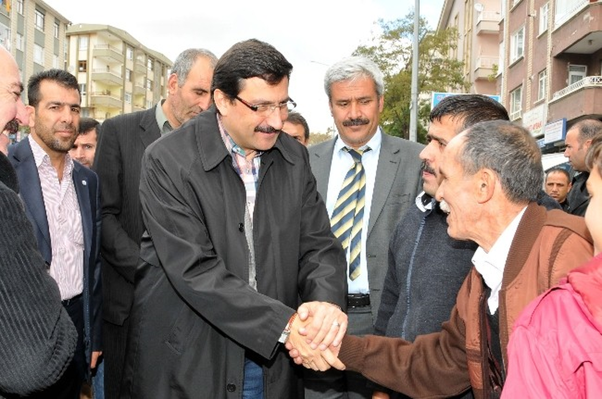Belediye Başkanı Ak, Keçiören Ailesiyle Bayramlaştı