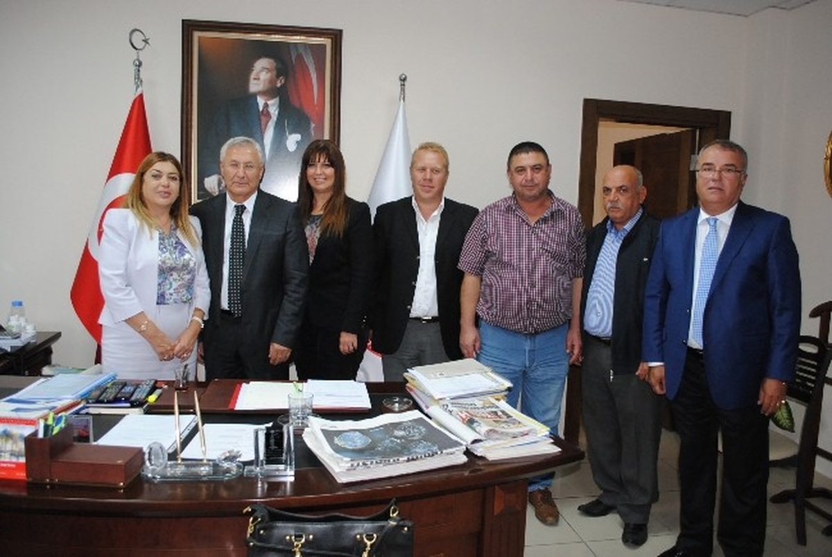 CHP\'li Semra Aksakal Kayacan\'a İzmirli Şoförlerden Destek