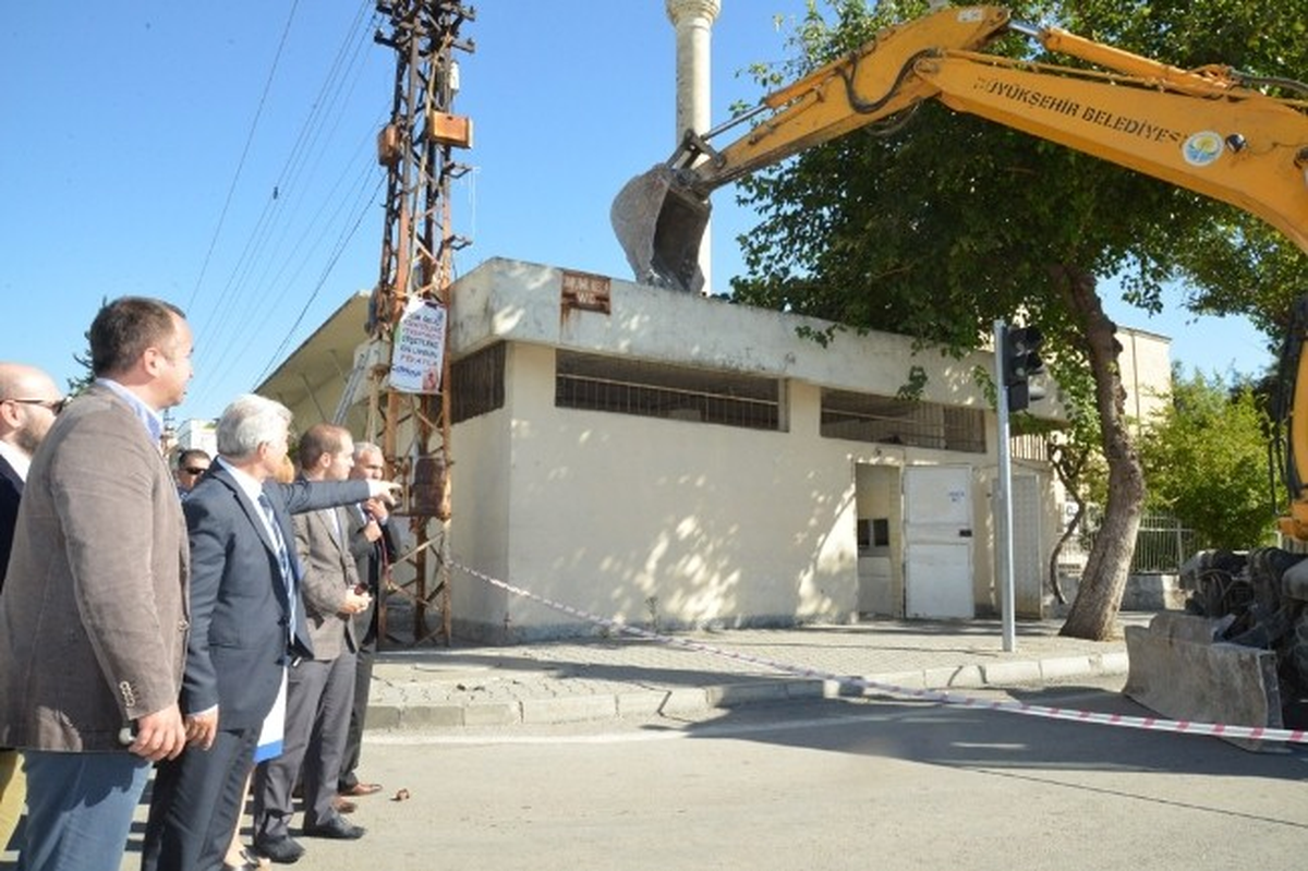 Çifte Minareli Cami Kötü Görüntüden Kurtuldu