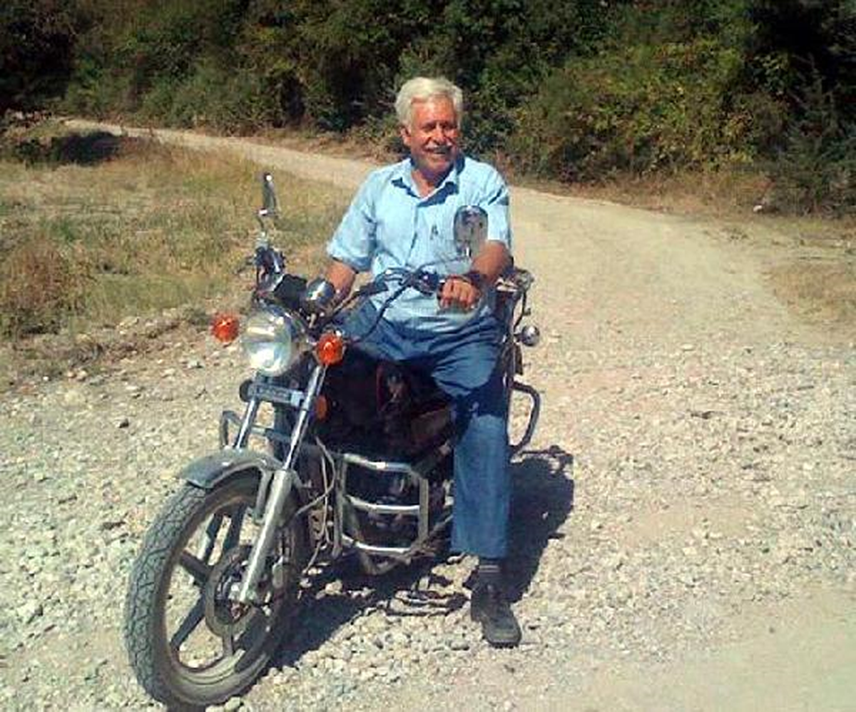 Denizli\'de Devrilen Traktörün Altında Can Verdi
