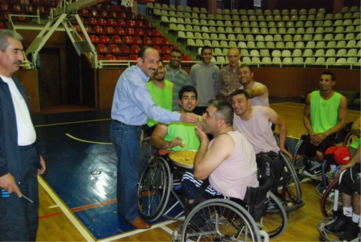 Engelli Basketbolcular Urfa\'ya Hazırlanıyor