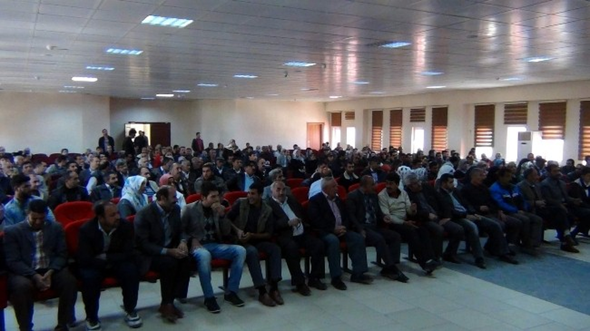 Erciş\'te Depremin Yıldönümü Öncesi Kura Çekimi