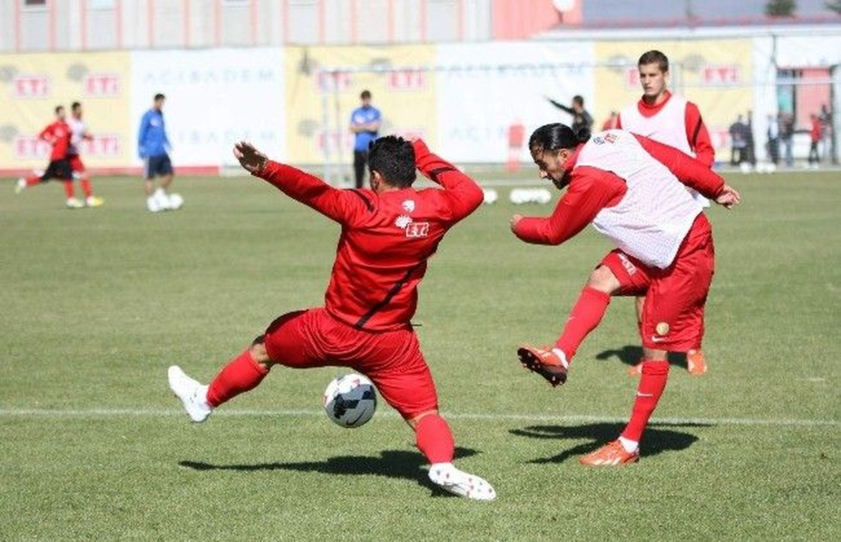 Eskişehirspor Çaykur Rizespor Maçına Hazırlanıyor